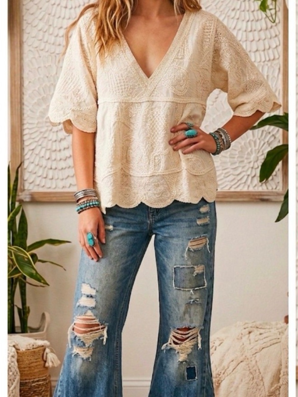 POL Cream Lace V-Neck Scallop-Hem Top
